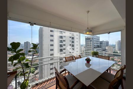 Sala de apartamento à venda com 2 quartos, 96m² em Santo Amaro, São Paulo