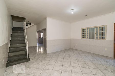 Sala de casa à venda com 3 quartos, 240m² em Penha Circular, Rio de Janeiro