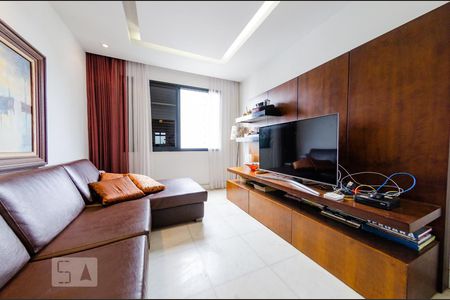 Quarto reversível de apartamento à venda com 4 quartos, 176m² em Belvedere, Belo Horizonte