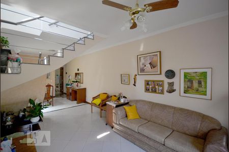 Sala de casa à venda com 3 quartos, 159m² em Vila Nair, São Paulo