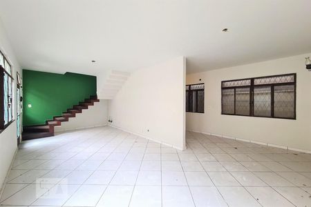 Sala de casa de condomínio à venda com 3 quartos, 250m² em Cachambi, Rio de Janeiro