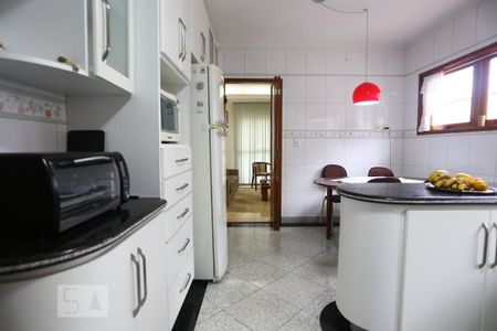 Cozinha e Copa de casa à venda com 4 quartos, 510m² em Adalgisa, Osasco