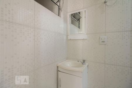 Banheiro  de kitnet/studio para alugar com 1 quarto, 40m² em Vila Aricanduva, São Paulo