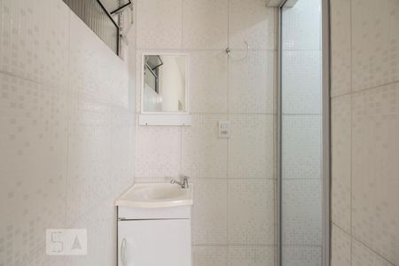 Banheiro  de kitnet/studio para alugar com 1 quarto, 40m² em Vila Aricanduva, São Paulo