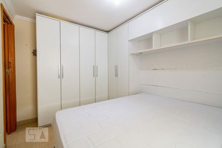 Quarto 2 de apartamento para alugar com 2 quartos, 47m² em Taquara, Rio de Janeiro