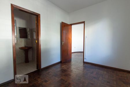 Quarto de apartamento para alugar com 1 quarto, 40m² em Farroupilha, Porto Alegre