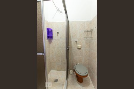 Banheiro de apartamento para alugar com 1 quarto, 40m² em Farroupilha, Porto Alegre