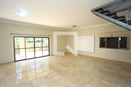 Sala 1 de casa à venda com 4 quartos, 336m² em Jardim Vitoria Regia (zona Oeste), São Paulo