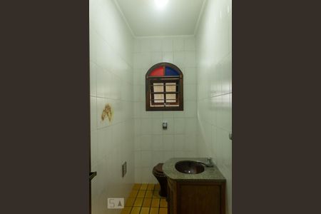 Lavabo de casa à venda com 3 quartos, 176m² em Jardim da Campina, São Paulo