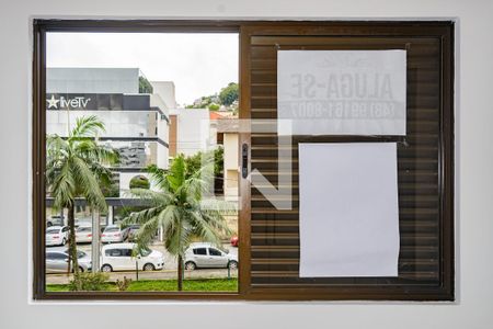 Suíte de apartamento para alugar com 2 quartos, 75m² em Centro, Florianópolis