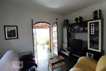 Sala de casa à venda com 2 quartos, 161m² em Vila Linda, Santo André