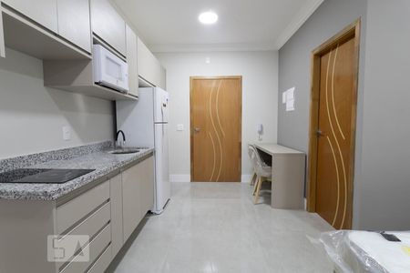 Cozinha de kitnet/studio para alugar com 1 quarto, 24m² em Tatuapé, São Paulo