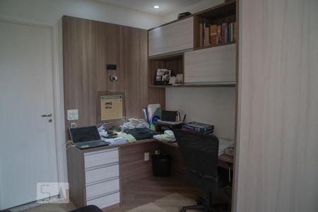 Apartamento à venda com 126m², 3 quartos e 2 vagas Apartamento à venda com 126m², 3 quartos e 2 vagasEscritório