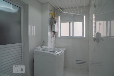 Apartamento à venda com 126m², 3 quartos e 2 vagas Apartamento à venda com 126m², 3 quartos e 2 vagasÁrea de Serviço