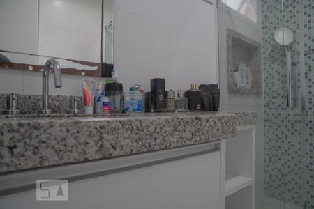 Apartamento à venda com 126m², 3 quartos e 2 vagas Apartamento à venda com 126m², 3 quartos e 2 vagasBanheiro Suite 1