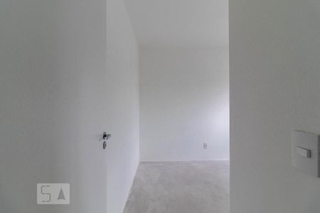 Quarto 2 de apartamento para alugar com 2 quartos, 43m² em Vila Penteado, São Paulo