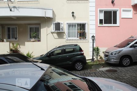 Vista Sala de casa de condomínio à venda com 3 quartos, 145m² em Cachambi, Rio de Janeiro