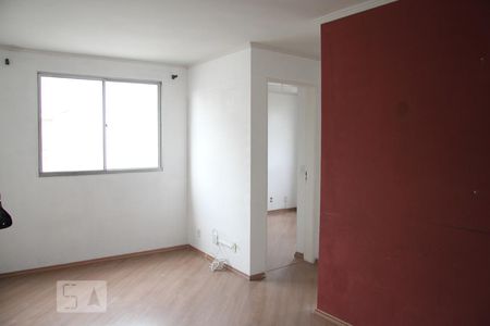 Sala de apartamento para alugar com 2 quartos, 44m² em Jardim Ângela , São Paulo