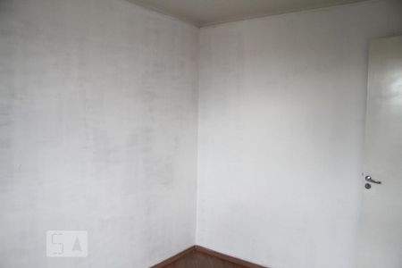 Quarto 1 de apartamento para alugar com 2 quartos, 44m² em Jardim Ângela , São Paulo