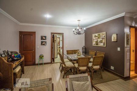 Sala de apartamento à venda com 4 quartos, 144m² em Vila Itapura, Campinas