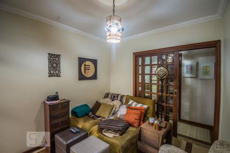 Sala de TV de apartamento à venda com 4 quartos, 144m² em Vila Itapura, Campinas