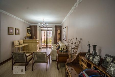 Sala de apartamento à venda com 4 quartos, 144m² em Vila Itapura, Campinas
