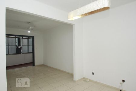 Sala/Quarto de kitnet/studio à venda com 1 quarto, 50m² em Centro, Rio de Janeiro