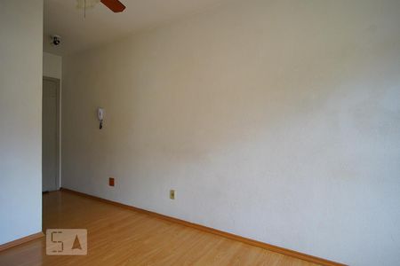 Sala de apartamento para alugar com 1 quarto, 75m² em Jardim Carvalho, Porto Alegre