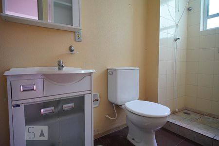 Banheiro de apartamento para alugar com 1 quarto, 75m² em Jardim Carvalho, Porto Alegre