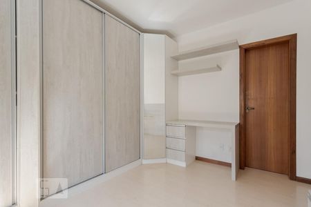 Suíte de apartamento à venda com 3 quartos, 101m² em Floresta, Porto Alegre