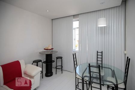 Sala de apartamento para alugar com 2 quartos, 60m² em Higienópolis, Rio de Janeiro