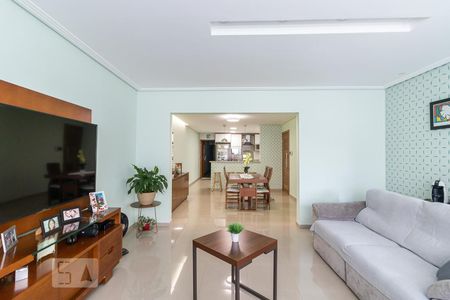 Sala de casa à venda com 4 quartos, 235m² em Jardim Danfer, São Paulo