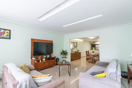 Sala de casa à venda com 4 quartos, 235m² em Jardim Danfer, São Paulo
