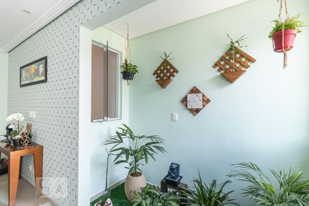 Sala de casa à venda com 4 quartos, 235m² em Jardim Danfer, São Paulo