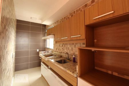 Cozinha de apartamento à venda com 2 quartos, 42m² em Hípica, Porto Alegre