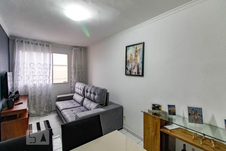 Sala de apartamento para alugar com 2 quartos, 44m² em Jardim Adriana, Guarulhos