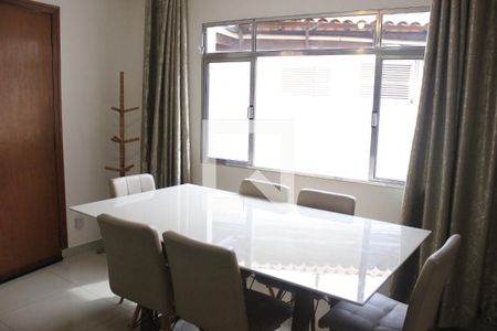 Sala de casa à venda com 3 quartos, 130m² em Jardim Aliança, Guarulhos