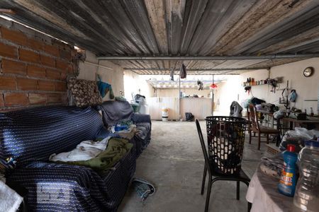 Casa à venda com 80m², 4 quartos e 1 vaga Casa à venda com 80m², 4 quartos e 1 vagaÁrea de serviço 2