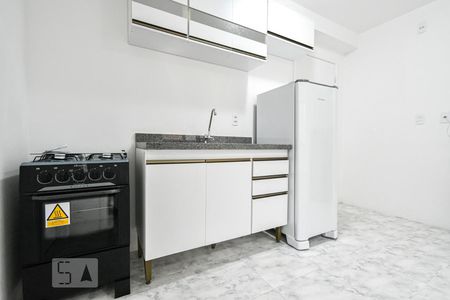Cozinha de apartamento para alugar com 1 quarto, 23m² em Vila Buarque, São Paulo