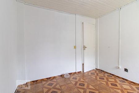 Quarto 1 de apartamento para alugar com 2 quartos, 60m² em Cidade Industrial, Curitiba