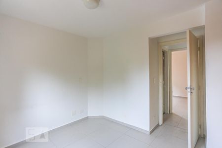 Quarto 1 de apartamento para alugar com 2 quartos, 65m² em Vila Gomes, São Paulo