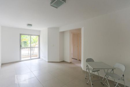 Sala de Estar de apartamento para alugar com 2 quartos, 65m² em Vila Gomes, São Paulo