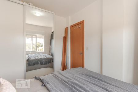 Quarto de apartamento à venda com 2 quartos, 60m² em Jardim Itu, Porto Alegre