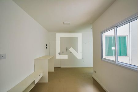 Sala de apartamento para alugar com 2 quartos, 100m² em Vila Camilópolis, Santo André