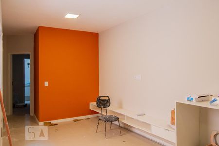 Apartamento à venda com 100m², 2 quartos e 1 vagaSala