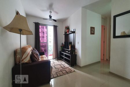 Sala de apartamento à venda com 2 quartos, 52m² em Barra da Tijuca, Rio de Janeiro