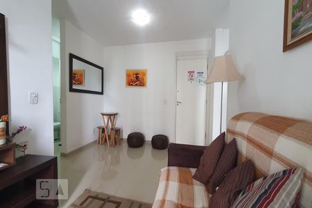 Sala de apartamento à venda com 2 quartos, 52m² em Barra da Tijuca, Rio de Janeiro