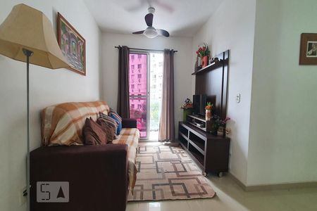 Sala de apartamento à venda com 2 quartos, 52m² em Barra da Tijuca, Rio de Janeiro