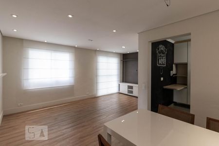 Sala de apartamento para alugar com 2 quartos, 75m² em Vila Olímpia, São Paulo