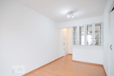 Sala de apartamento para alugar com 2 quartos, 48m² em Jardim Iracema, São Paulo